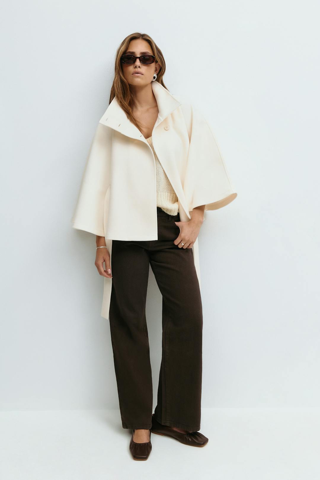 ClaraCape™ – Elegante Cape Jacket