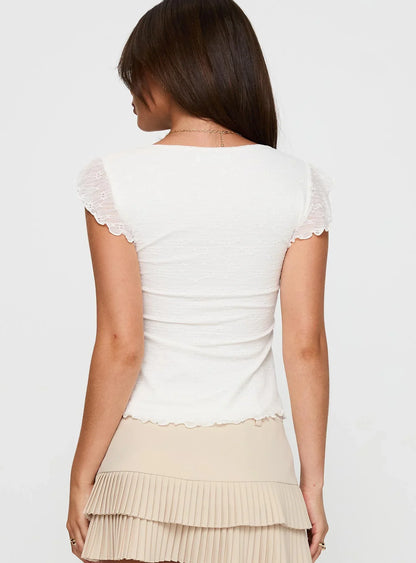 VeraLuxe™ Frill Top