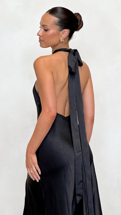 NouveauNoir Maxi Dress