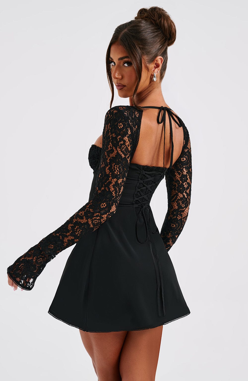 LaceVienne™ – mini dress